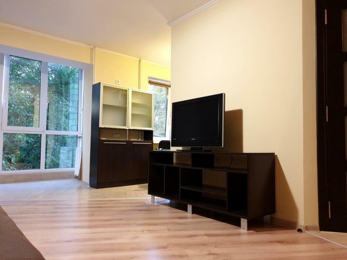90-Avenue Apartments TTchernivtsi Extérieur photo